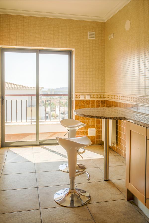 A07 - Seaview And Pool Luxury Apartment ลากอส ภายนอก รูปภาพ
